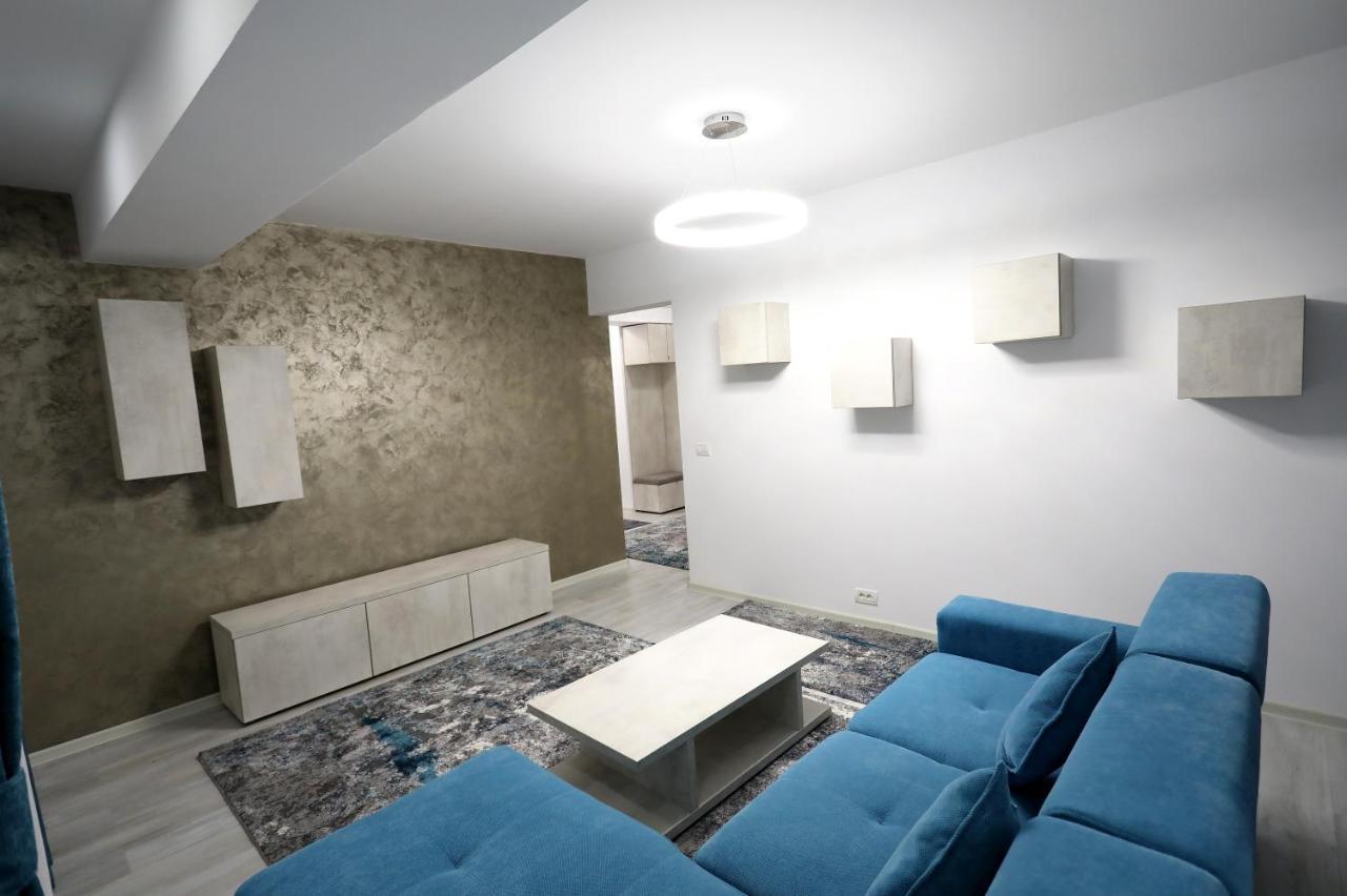 Sif Residence Craiova Exteriör bild